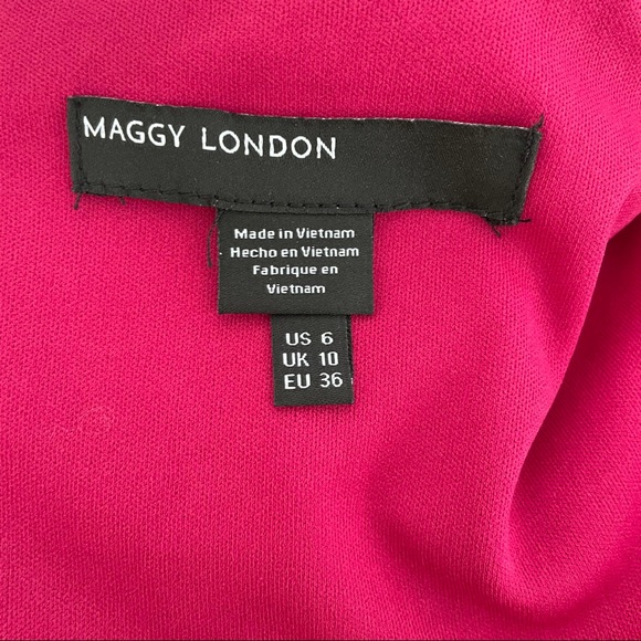 Maggie London Crew Neck Waffle Knit Sheath Dress - Picture 11 of 12